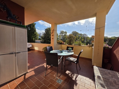 Luminoso Apartamento con Amplia Terraza en Venta Melchor – La Línea de la Concepción